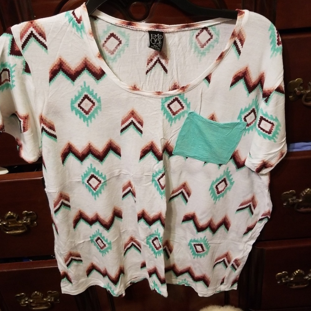 Zumiez top